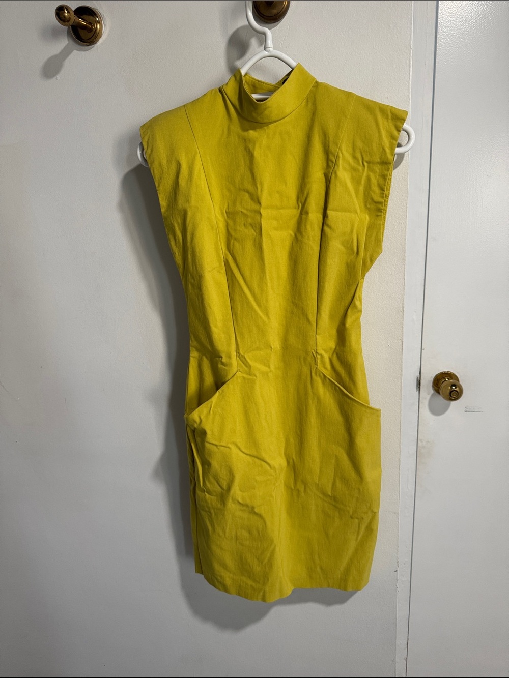 Sleeveless High-Neck MustardYellow Shift Dress Sz 2